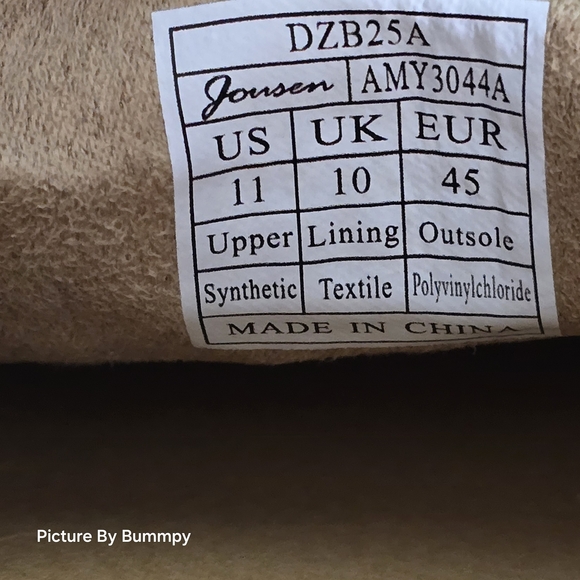 Jousen Men's Loafers in a white crocodile-printed finish - Picture 9 of 9